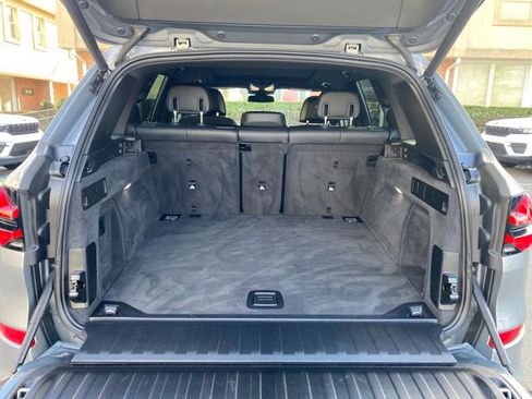 Used 2024 BMW X5 xDrive40i w/ M Sport Package image 12