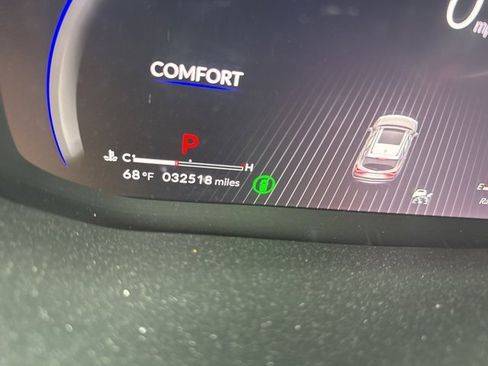 Used 2023 Acura MDX A-Spec image 10