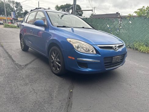 Used 2012 Hyundai Elantra w/ Preferred Pkg FWD image 3