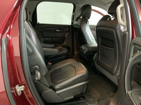 Used 2016 GMC Acadia SLT image 29