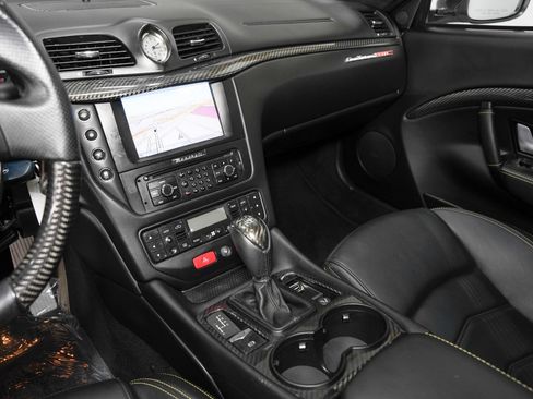 Used 2014 Maserati GranTurismo Coupe RWD image 40