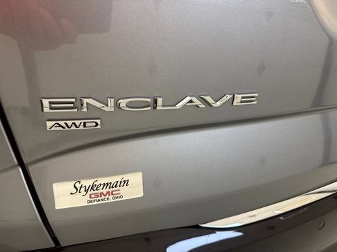 Used 2024 Buick Enclave Essence w/ Experience Buick Package AWD/4WD image 14
