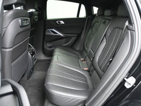 Used 2023 BMW X6 xDrive40i w/ M Sport Package image 10