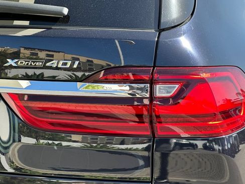 Used 2020 BMW X7 xDrive40i w/ M Sport Package AWD/4WD image 35