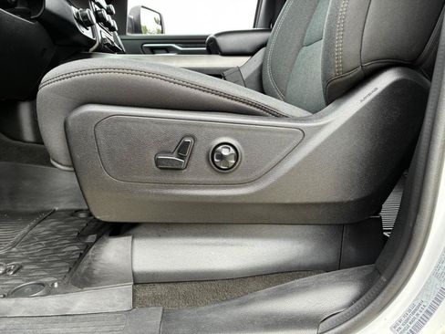 Used 2021 RAM 1500 Lone Star AWD/4WD image 13