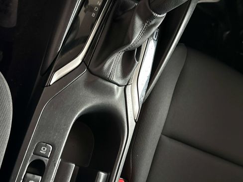 Used 2023 Toyota Corolla LE image 18