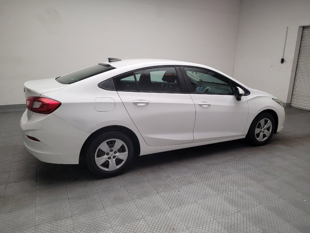 Used 2018 Chevrolet Cruze LS FWD image 10