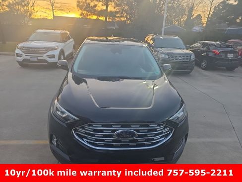 Used 2022 Ford Edge Titanium image 4