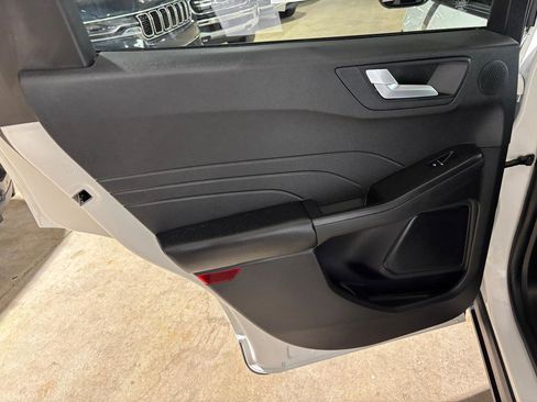 Used 2023 Ford Escape Active w/ Tech Pack #2 image 12