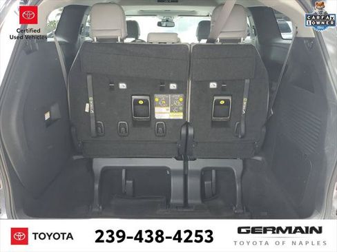 Certified 2025 Toyota Sienna XLE FWD image 24