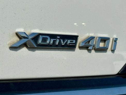 Used 2024 BMW X7 xDrive40i AWD/4WD image 11