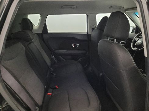 Used 2018 Kia Soul + FWD image 19