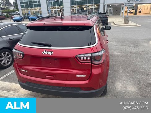 Used 2025 Jeep Compass Latitude AWD/4WD image 11