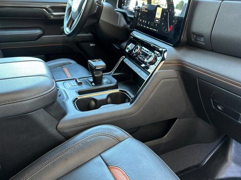 Certified 2023 GMC Sierra 1500 AT4 w/ AT4 Premium Package AWD/4WD image 16