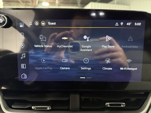 New 2026 Chevrolet Equinox LT w/ Convenience Package II image 18