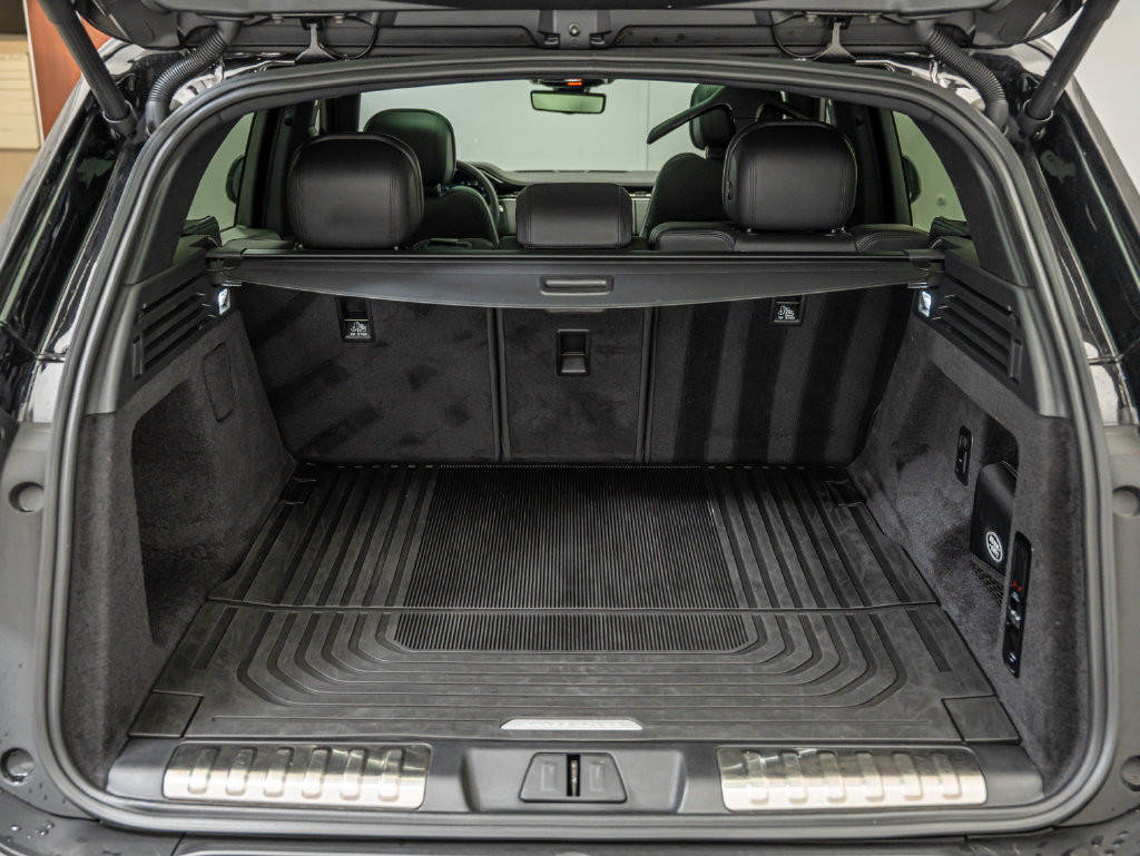 Used 2024 Land Rover Range Rover Sport Dynamic SE AWD/4WD image 19