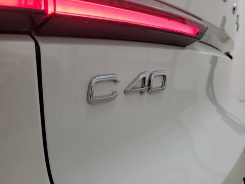 Certified 2023 Volvo C40 P8 Recharge Ultimate image 9