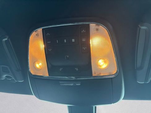 Used 2021 Chrysler 300 S image 17