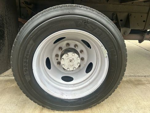 Used 2016 Ford F450 XL w/ XL Value Package image 11