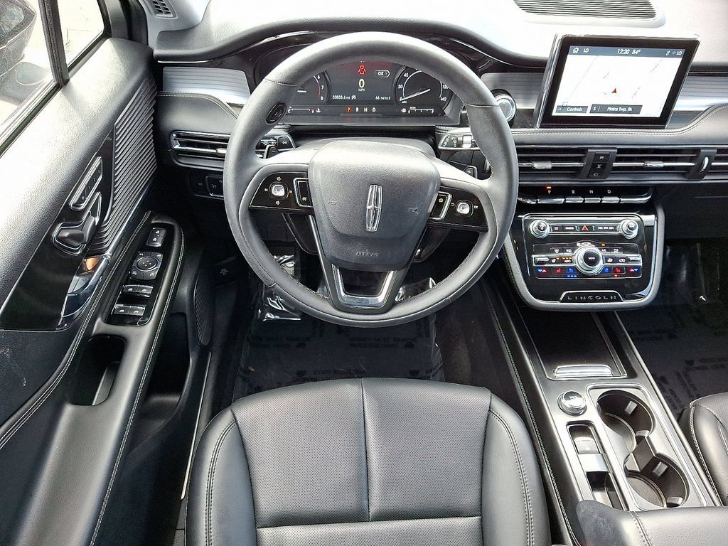 Used 2022 Lincoln Corsair AWD w/ Equipment Group 101A image 11