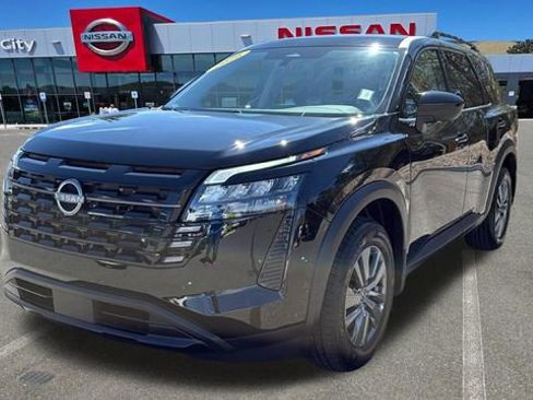 New 2026 Nissan Pathfinder SV AWD/4WD image 7