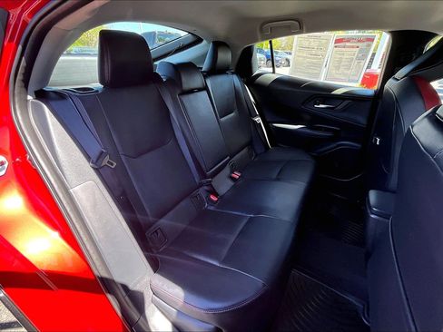 Used 2026 Toyota Prius Plug-In Hybrid w/ Limited Premium Package FWD image 24