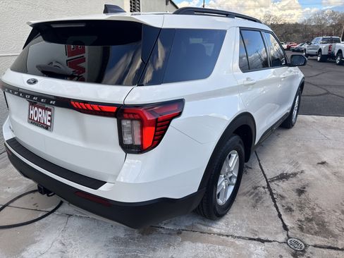 New 2026 Ford Explorer Active w/ Active Comfort Package image 7