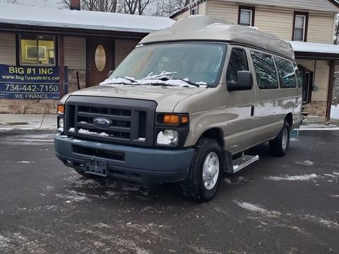 Used 2013 Ford E-350 and Econoline 350 XL image 1