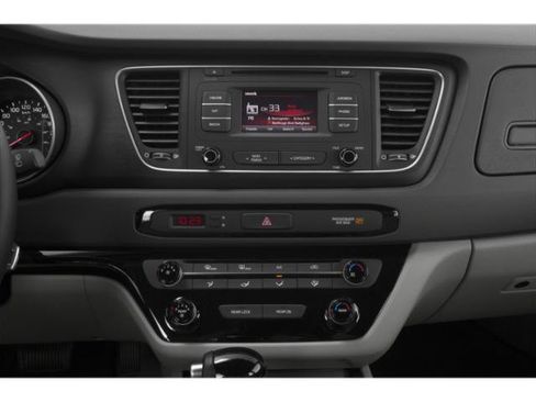 Used 2017 Kia Sedona LX w/ LX Essentials Premium Package FWD image 13