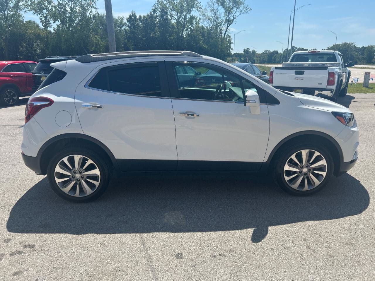 Used 2018 Buick Encore Preferred AWD/4WD image 4