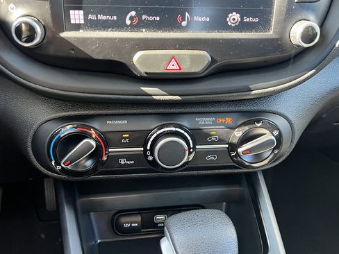 Certified 2024 Kia Soul LX w/ Option Group 015 image 30