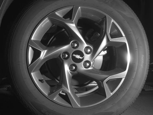 Used 2025 Chevrolet Trax LT w/ LT Convenience Package FWD image 14