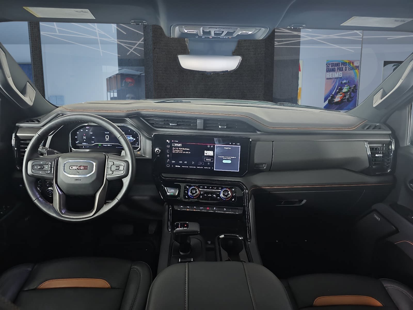 Used 2025 GMC Sierra 1500 AT4 w/ AT4 Premium Package AWD/4WD image 9