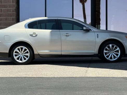 Used 2009 Lincoln MKS FWD image 15