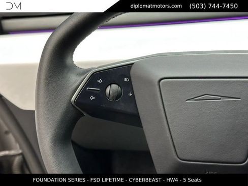Used 2024 Tesla Cybertruck Cyberbeast AWD/4WD image 29