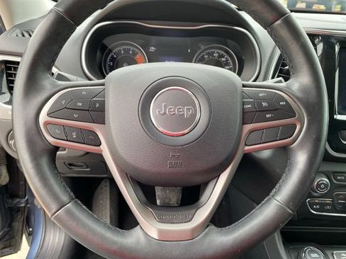 Used 2019 Jeep Cherokee Limited AWD/4WD image 19
