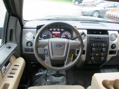 Used 2011 Ford F150 XLT w/ XLT Convenience Pkg AWD/4WD image 18