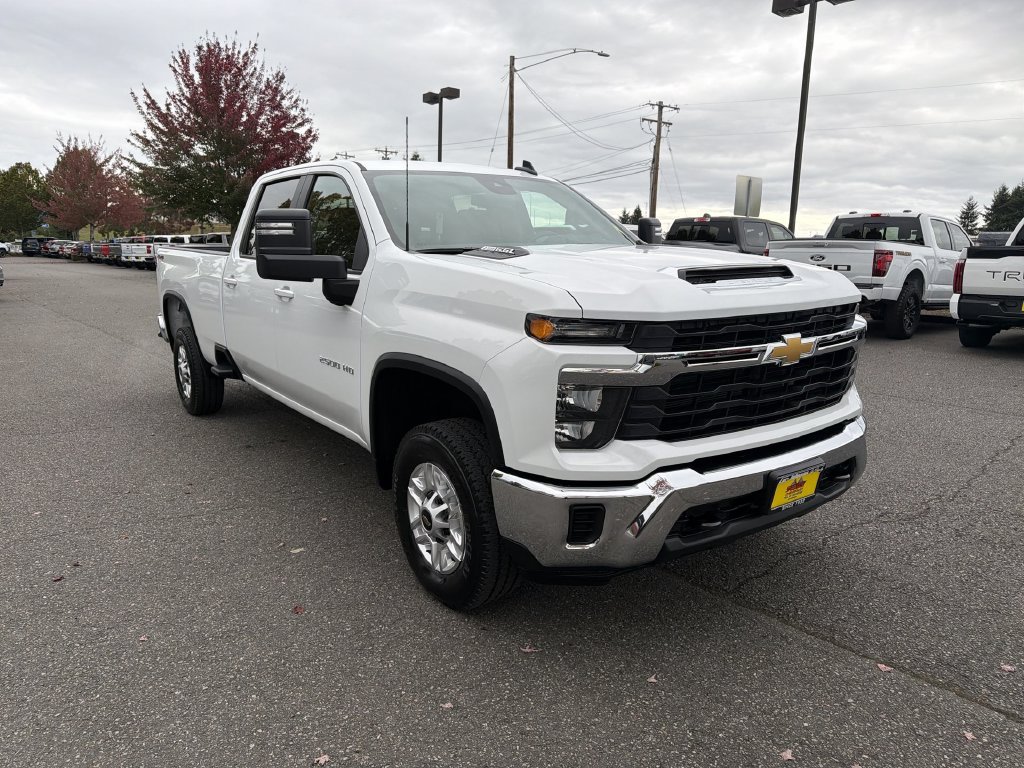 Certified 2026 Chevrolet Silverado 2500 LT AWD/4WD image 3