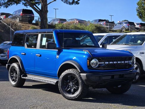 New 2025 Ford Bronco Big Bend image 2