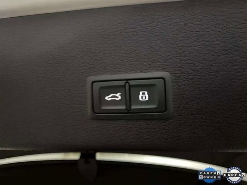 Used 2022 Audi e-tron Premium Plus w/ Premium Plus Package AWD/4WD image 15