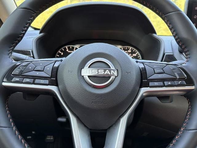 Certified 2025 Nissan Altima 2.5 SR w/ SR Premium Package FWD image 8