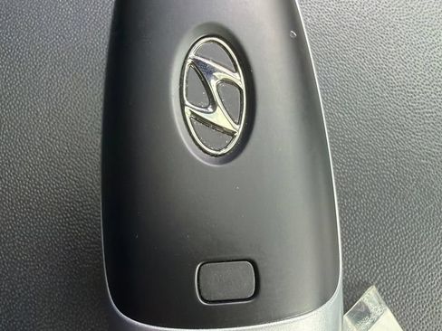 Used 2023 Hyundai Santa Fe SEL w/ Premium Package AWD/4WD image 32