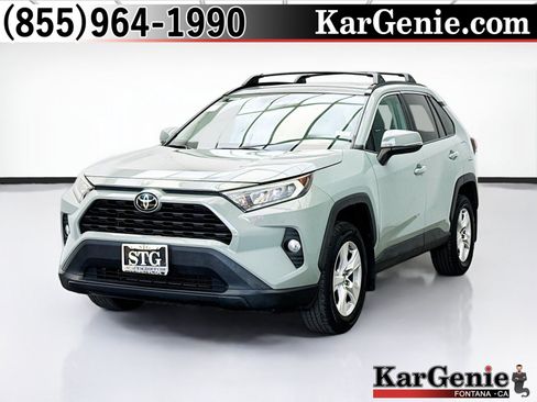Used 2019 Toyota RAV4 XLE w/ Carpet Mat Package FWD image 1