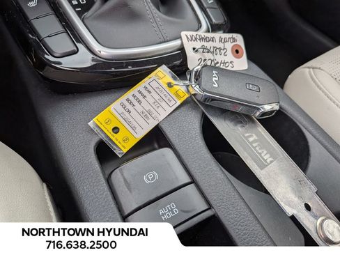 Used 2023 Kia Seltos SX w/ SX Sunroof Package AWD/4WD image 16
