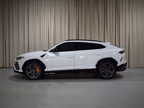 Used 2019 Lamborghini Urus image 4