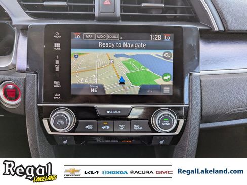 Used 2016 Honda Civic Touring image 18