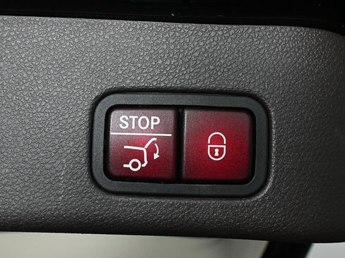 Certified 2017 Mercedes-Benz GLE 350 image 30