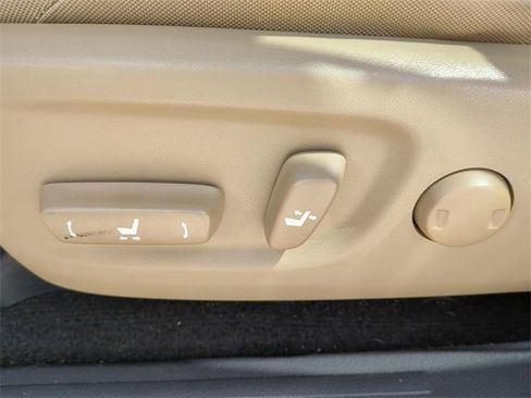 Used 2017 Toyota 4Runner SR5 image 23