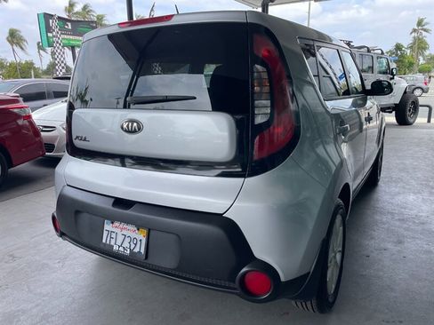 Used 2014 Kia Soul image 11