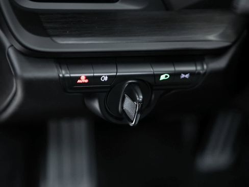 Certified 2023 Porsche 911 50th Anniversary Edition image 20